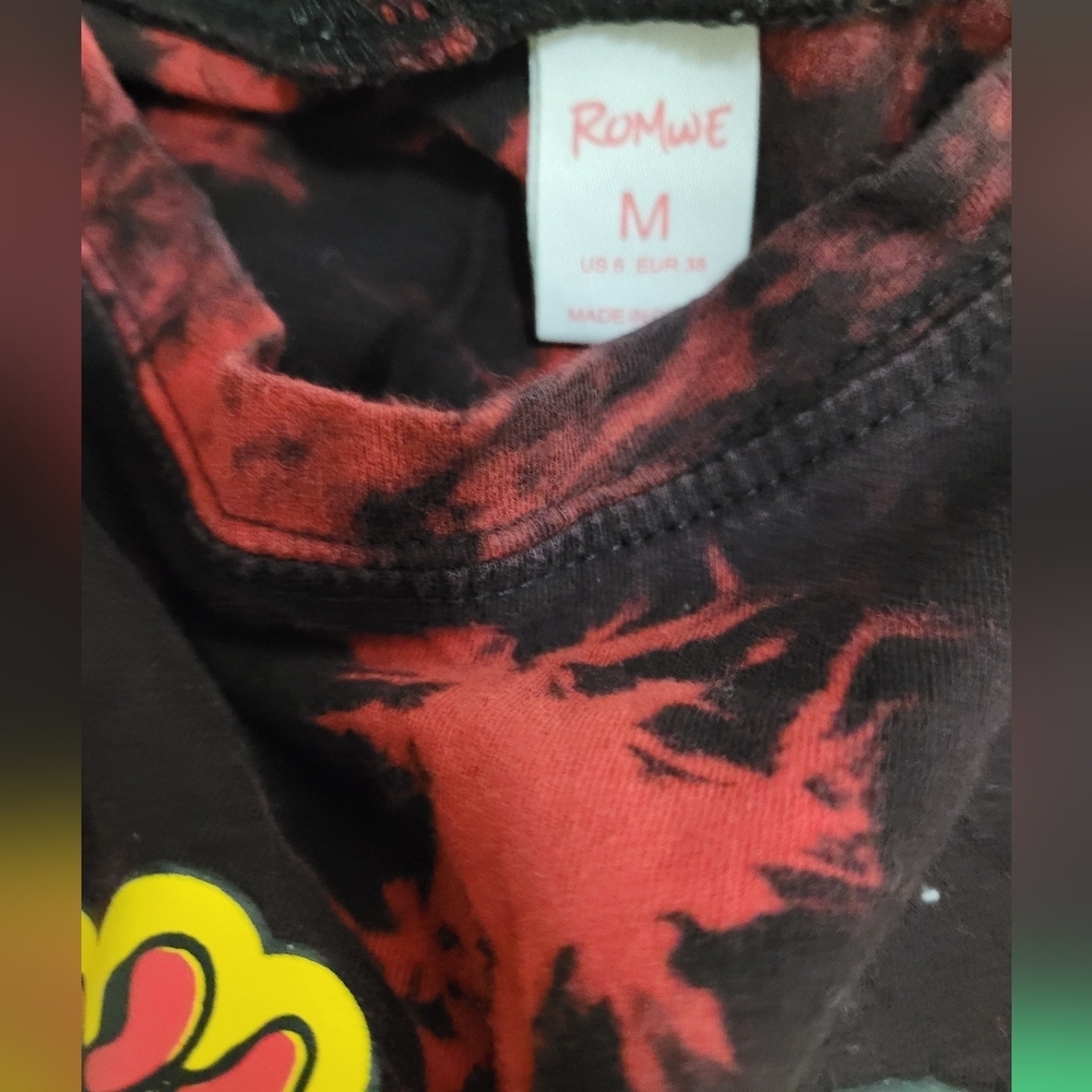 Boys Alien TShirt (MEDIUM) - Picture 3 of 4